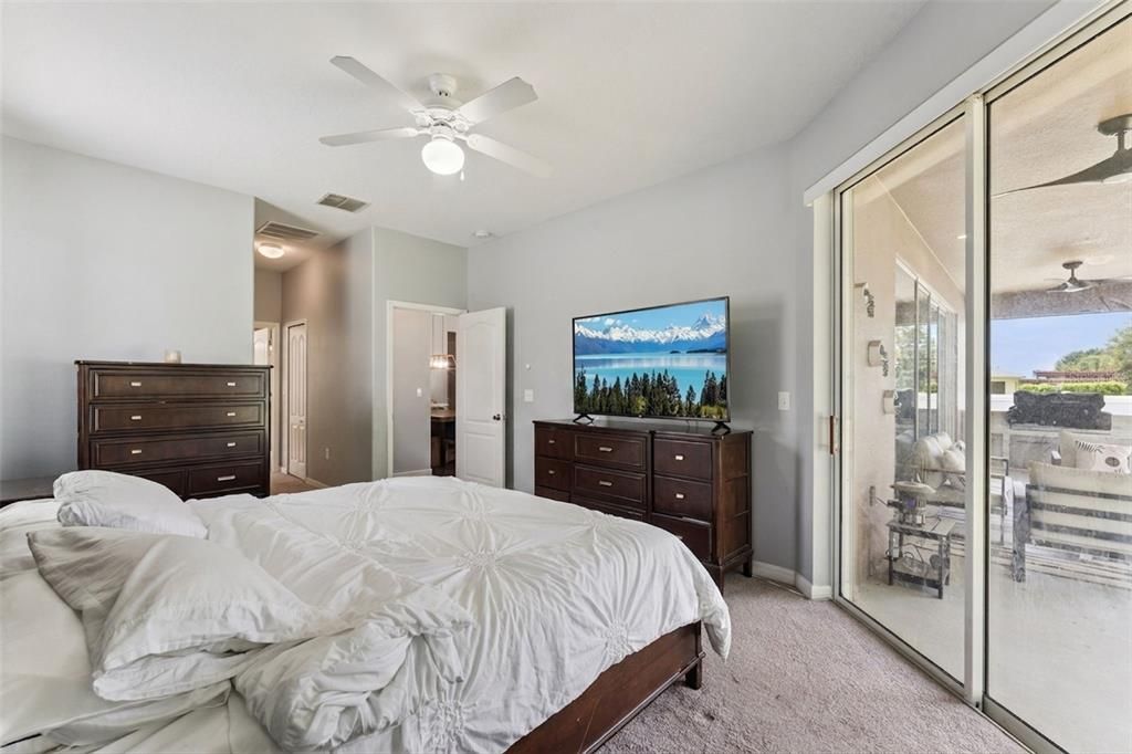 Active With Contract: $415,000 (3 beds, 2 baths, 1901 Square Feet)