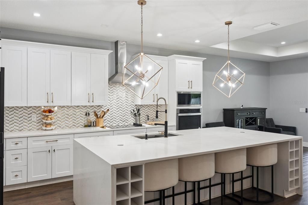Active With Contract: $415,000 (3 beds, 2 baths, 1901 Square Feet)