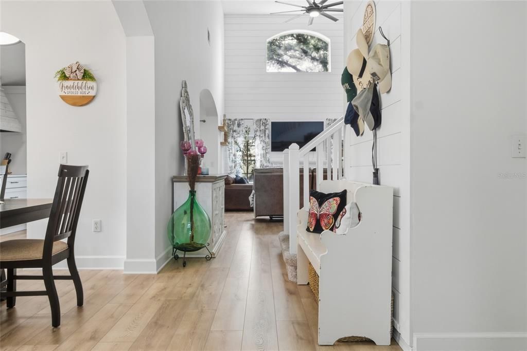 En Venta: $506,500 (4 camas, 4 baños, 2218 Pies cuadrados)