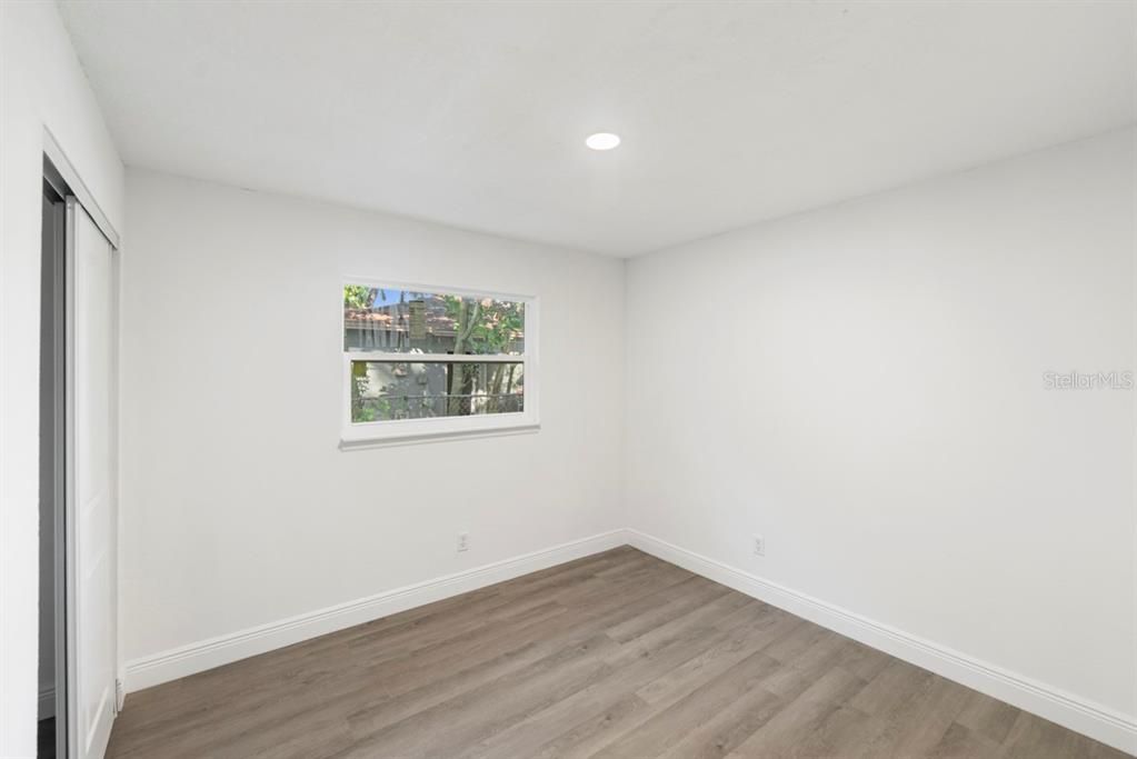 For Sale: $295,900 (4 beds, 2 baths, 1282 Square Feet)
