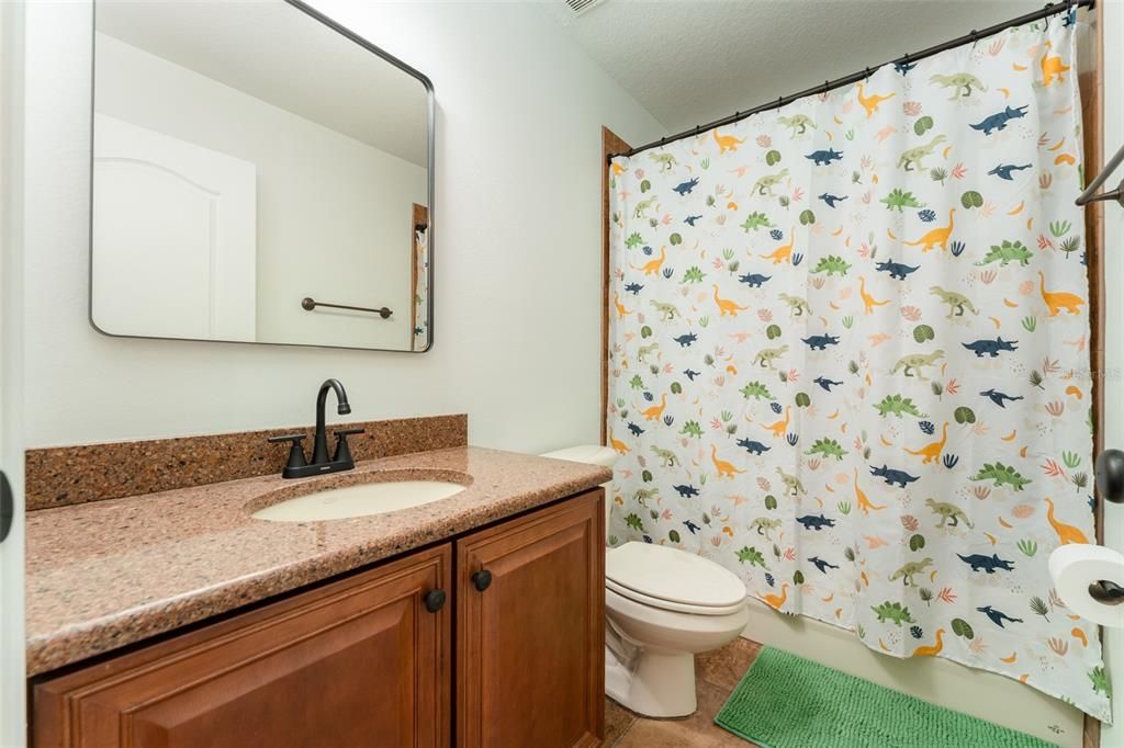 Activo con contrato: $465,000 (3 camas, 2 baños, 2022 Pies cuadrados)