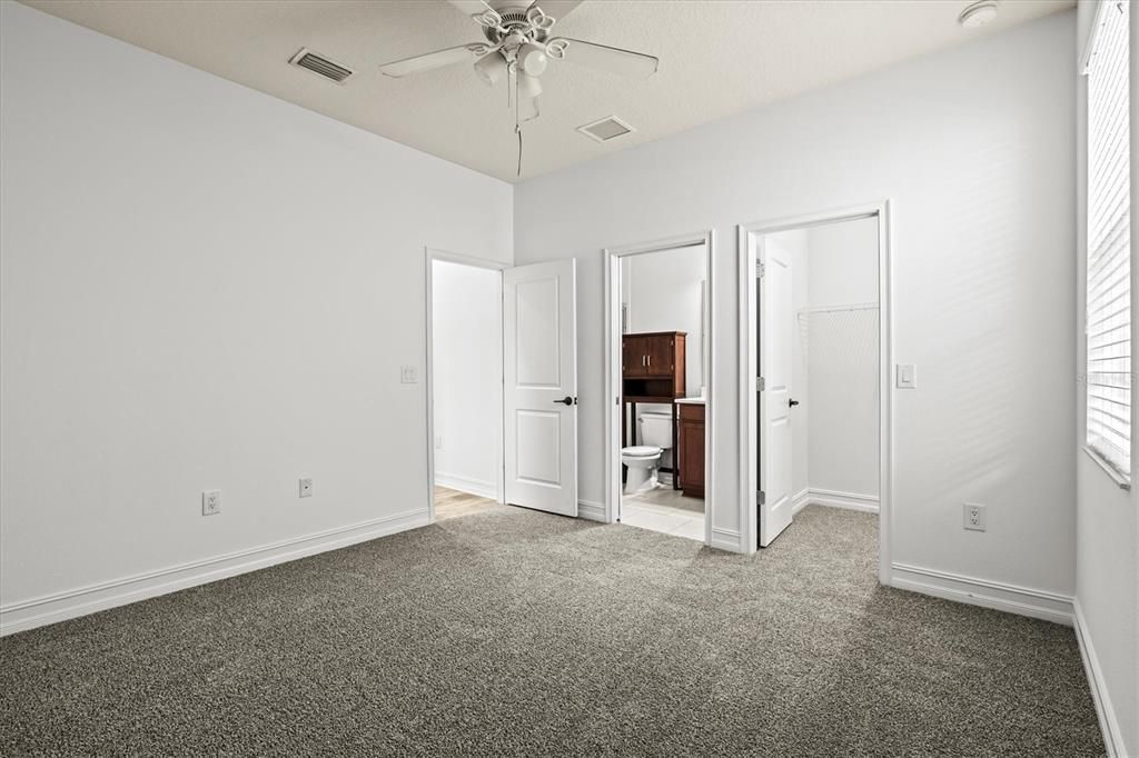For Sale: $615,000 (4 beds, 3 baths, 2370 Square Feet)