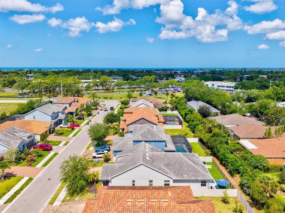 For Sale: $615,000 (4 beds, 3 baths, 2370 Square Feet)