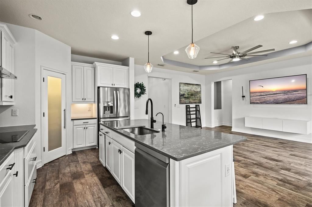 For Sale: $615,000 (4 beds, 3 baths, 2370 Square Feet)