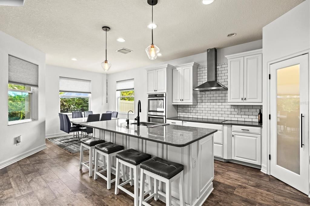 For Sale: $615,000 (4 beds, 3 baths, 2370 Square Feet)