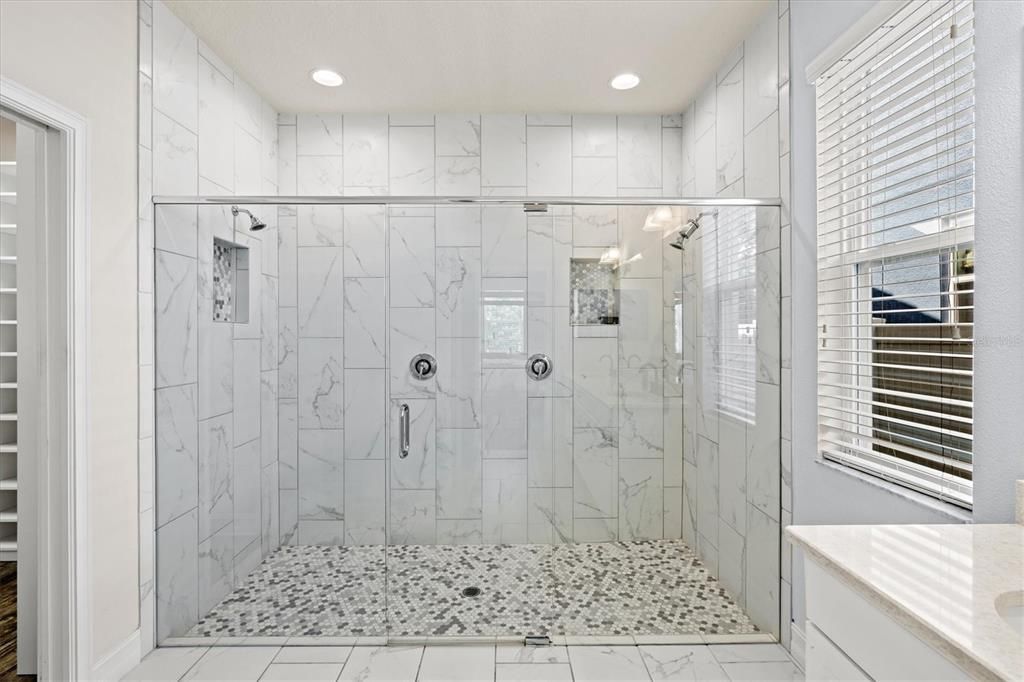 For Sale: $615,000 (4 beds, 3 baths, 2370 Square Feet)