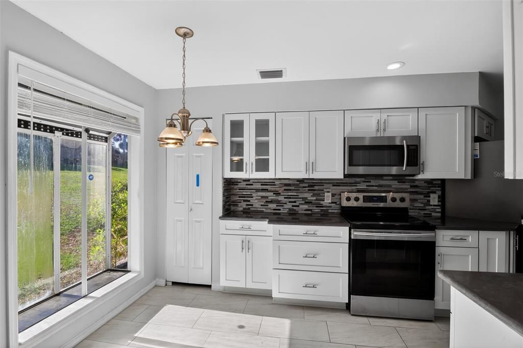 For Sale: $170,000 (2 beds, 2 baths, 1473 Square Feet)