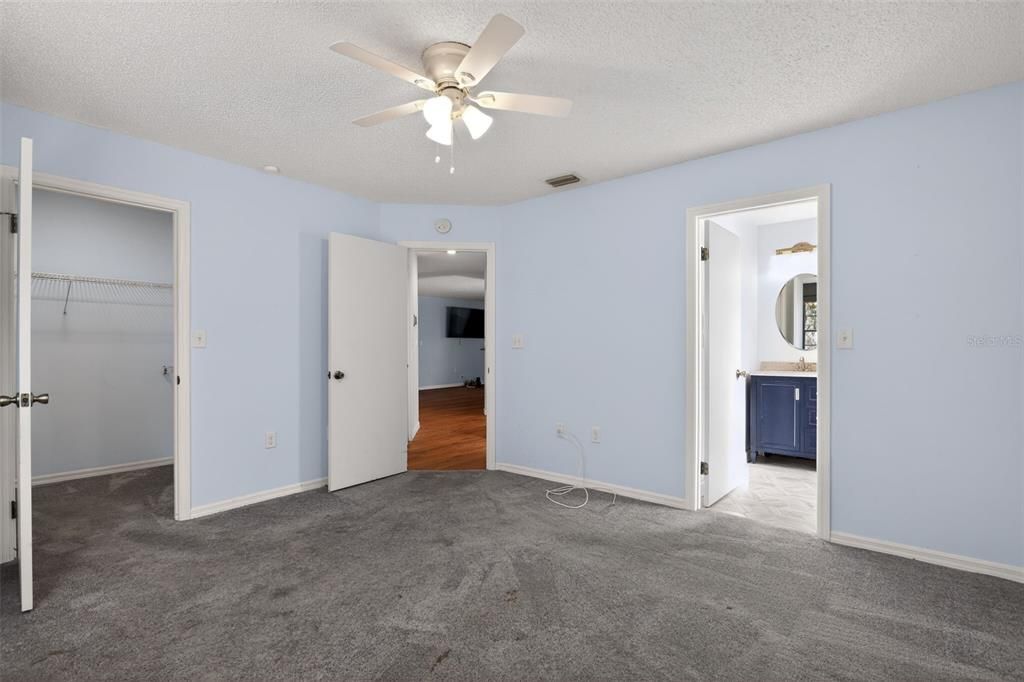 For Sale: $170,000 (2 beds, 2 baths, 1473 Square Feet)
