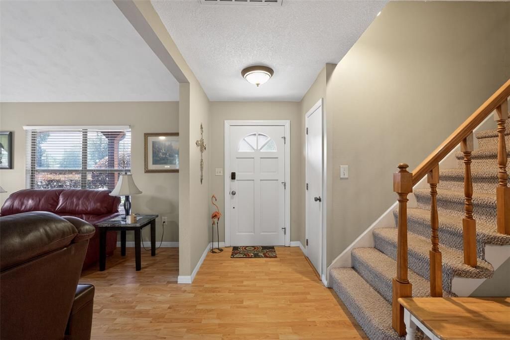 Active With Contract: $359,900 (4 beds, 2 baths, 1945 Square Feet)
