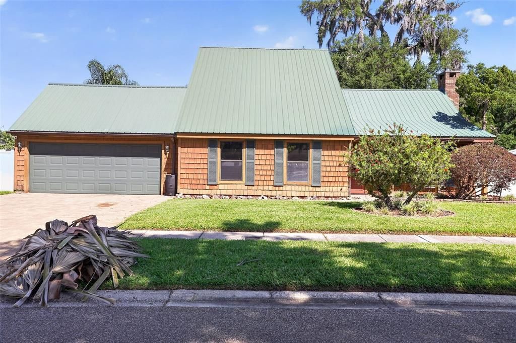 Active With Contract: $359,900 (4 beds, 2 baths, 1945 Square Feet)