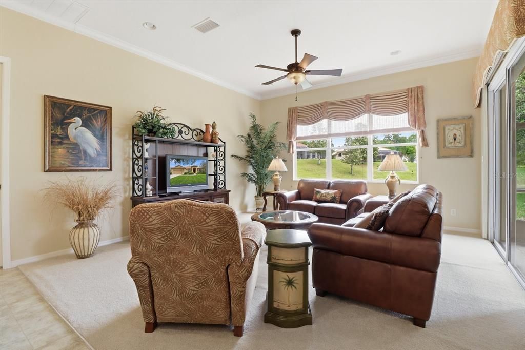 For Sale: $499,000 (3 beds, 2 baths, 2338 Square Feet)
