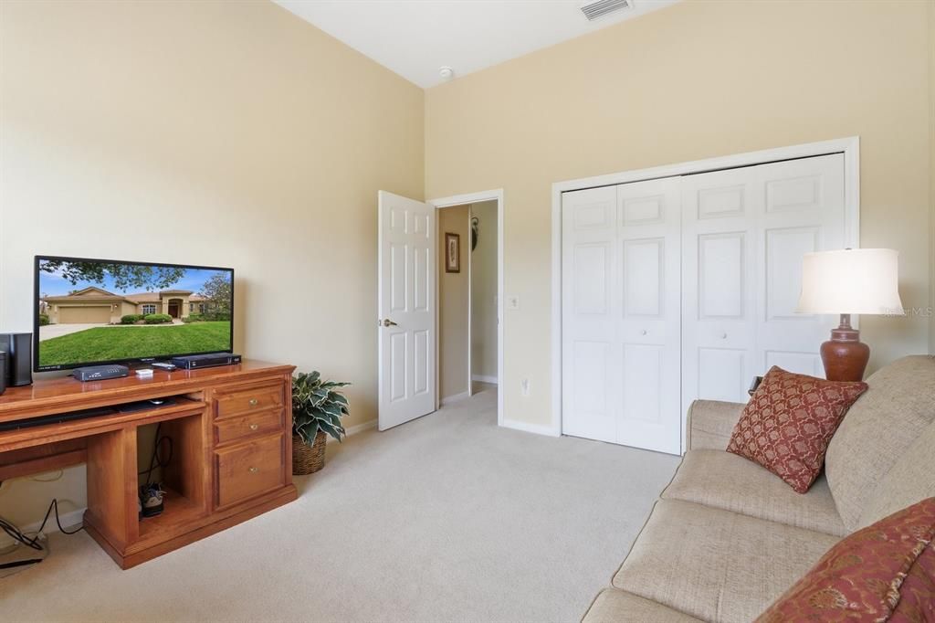 For Sale: $499,000 (3 beds, 2 baths, 2338 Square Feet)