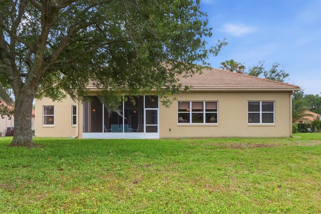 For Sale: $499,000 (3 beds, 2 baths, 2338 Square Feet)