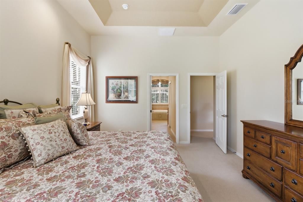 For Sale: $499,000 (3 beds, 2 baths, 2338 Square Feet)