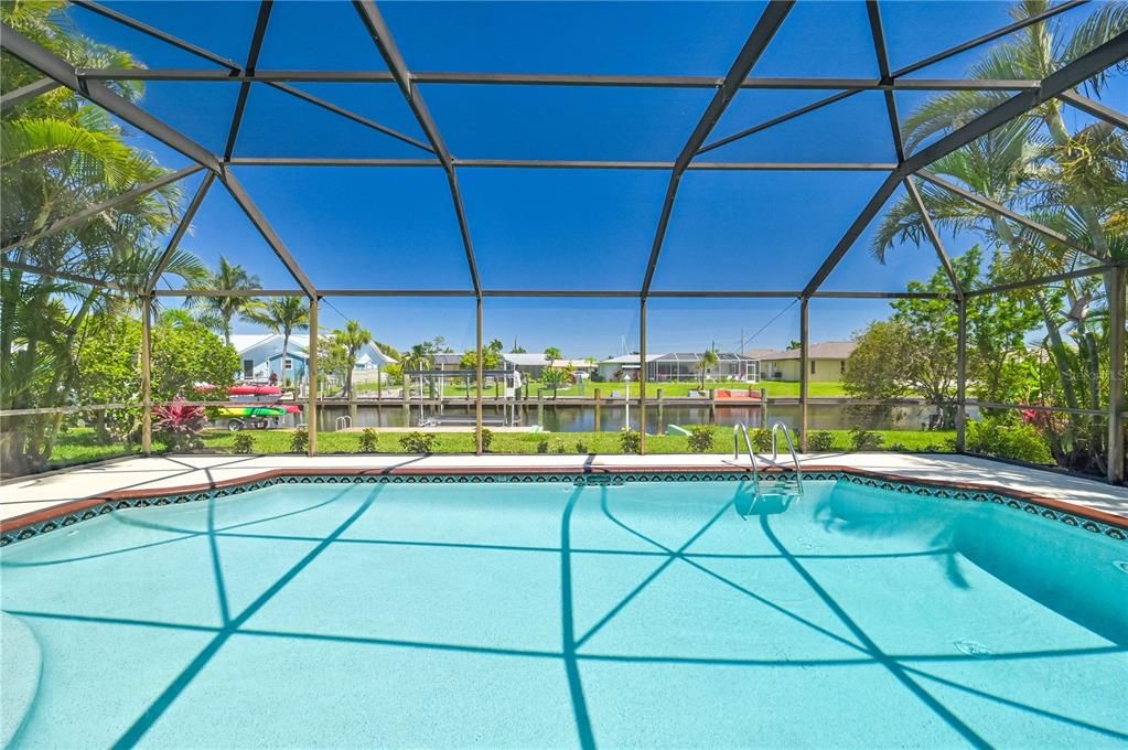 En Venta: $624,900 (3 camas, 2 baños, 1370 Pies cuadrados)