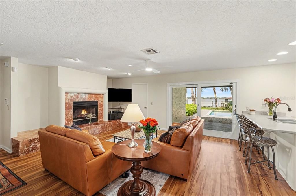 For Sale: $2,000,000 (5 beds, 3 baths, 3645 Square Feet)