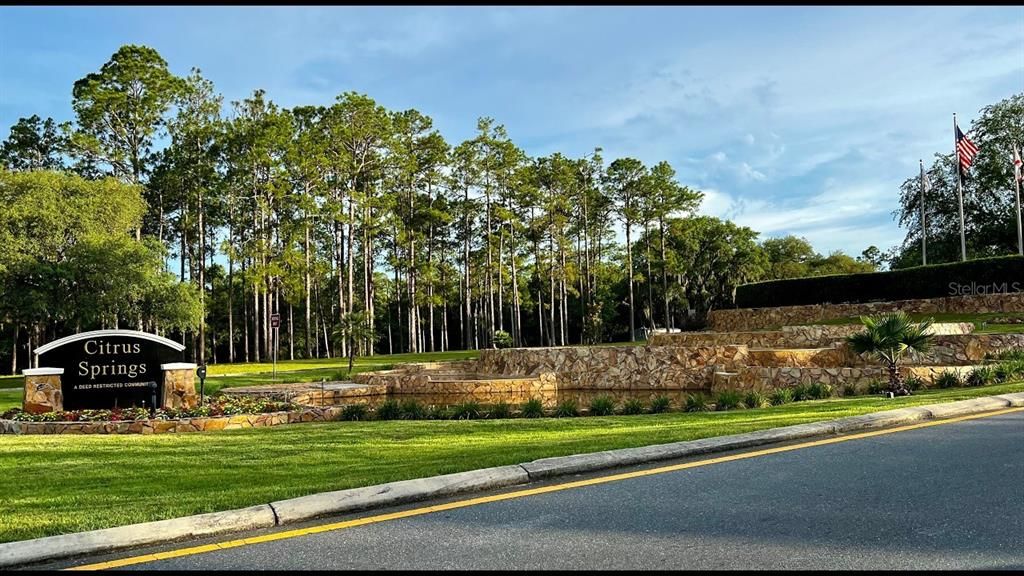 待售: $27,000 (0.46 acres)