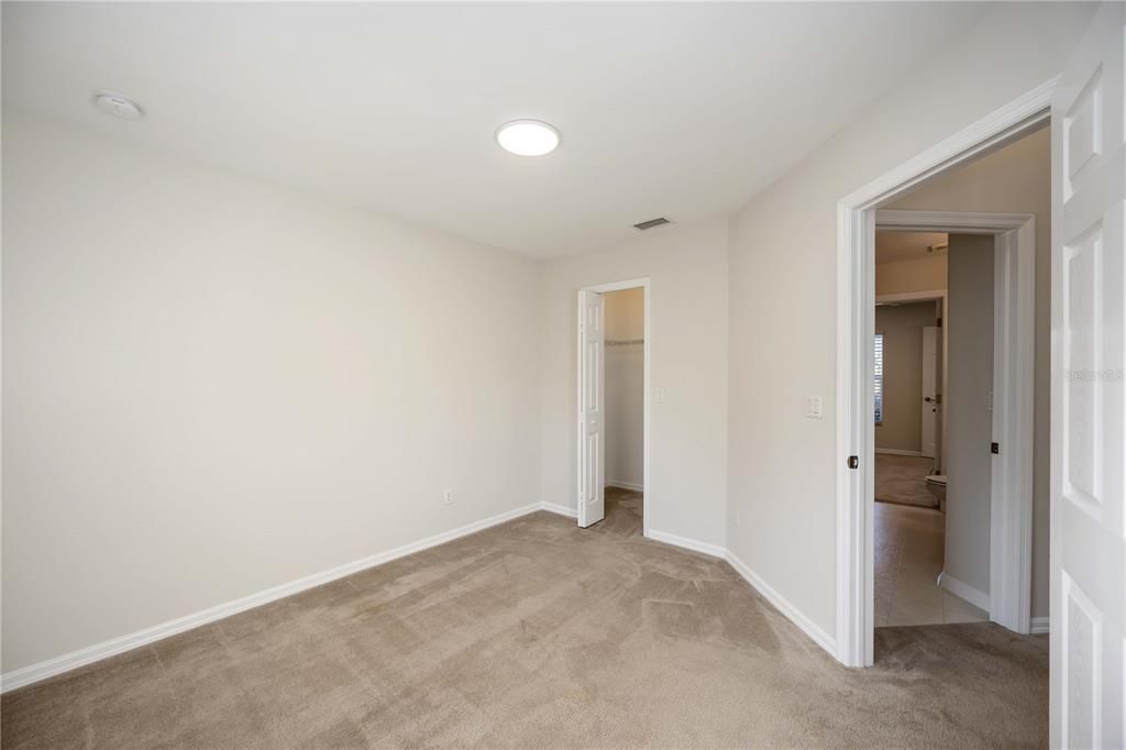 В аренду: $1,850 (3 спален, 2 ванн, 1637 Квадратных фут)