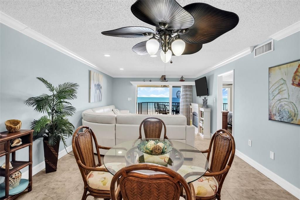 For Sale: $825,000 (2 beds, 2 baths, 1050 Square Feet)