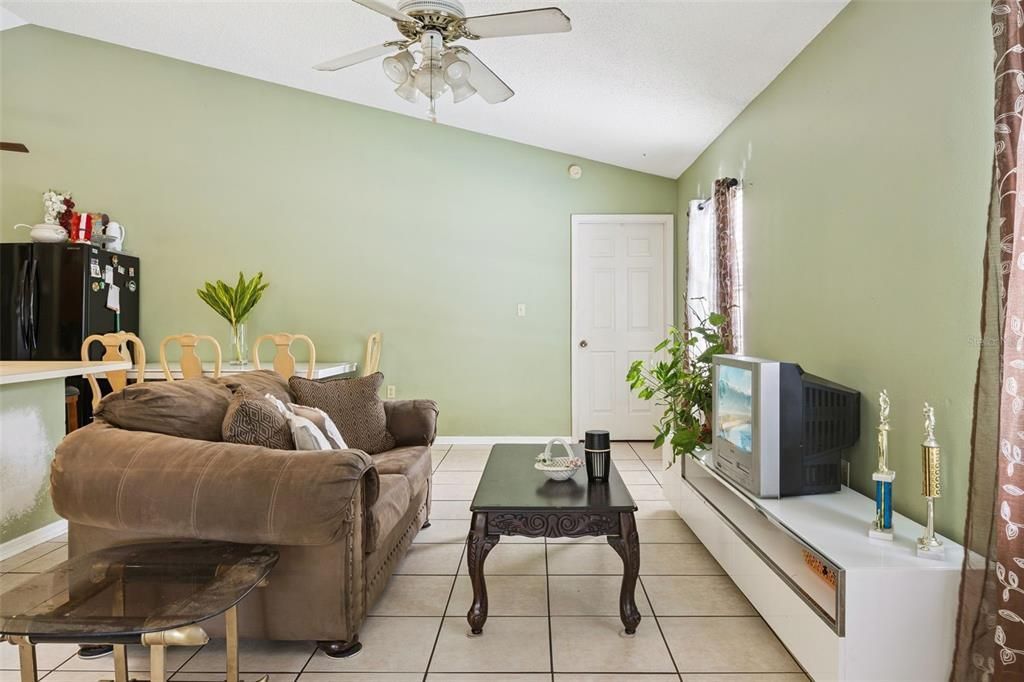 Active With Contract: $350,000 (4 beds, 2 baths, 1767 Square Feet)
