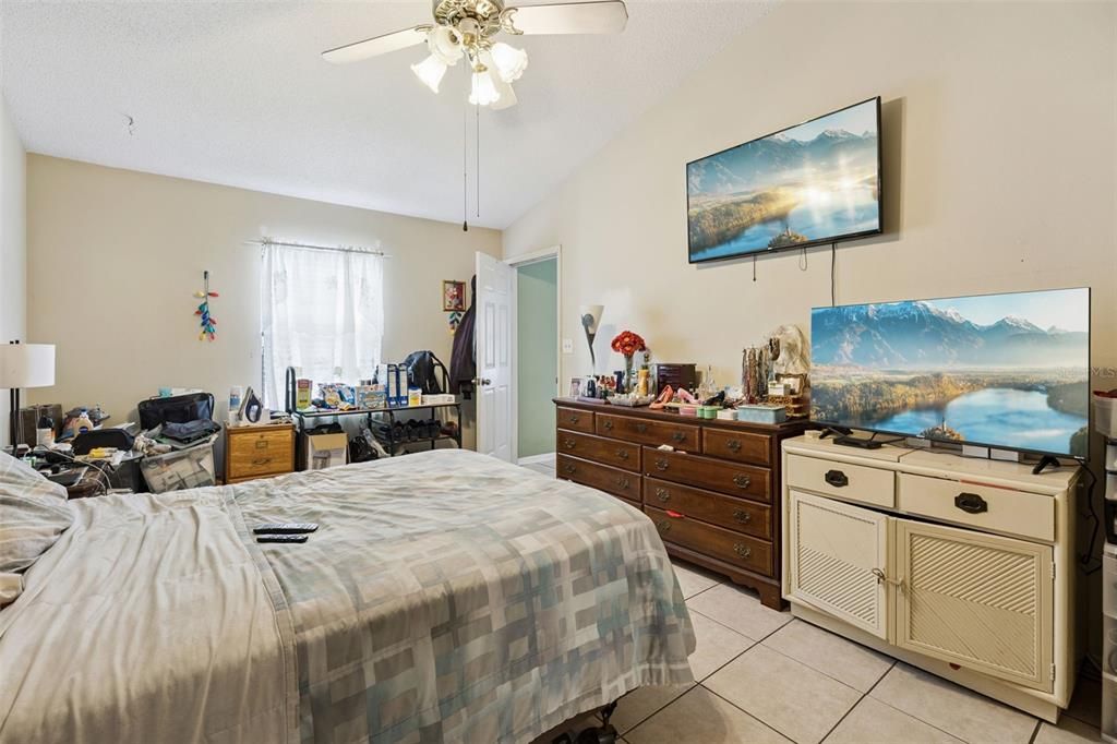 Active With Contract: $350,000 (4 beds, 2 baths, 1767 Square Feet)