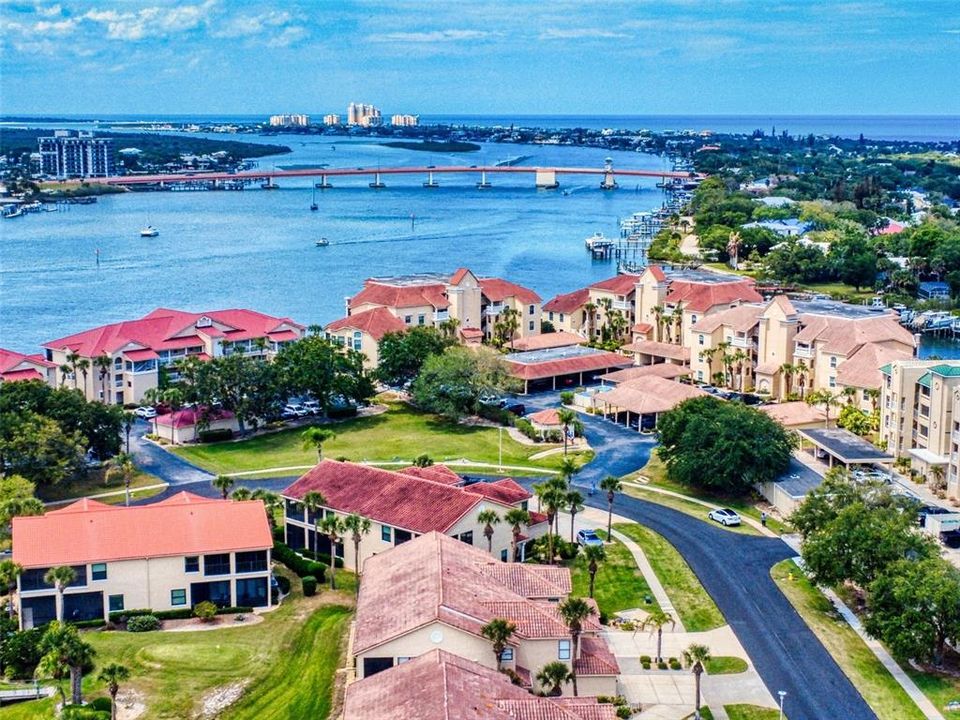 Activo con contrato: $450,000 (3 camas, 2 baños, 1704 Pies cuadrados)
