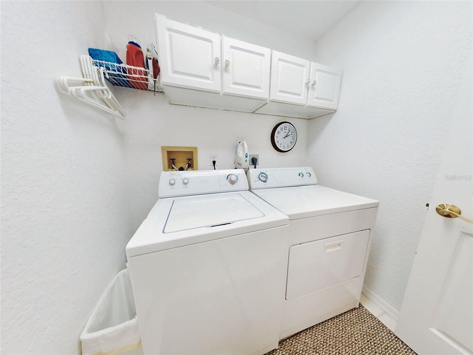 Activo con contrato: $450,000 (3 camas, 2 baños, 1704 Pies cuadrados)
