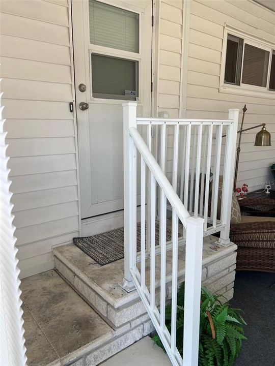 Active With Contract: $159,000 (2 beds, 2 baths, 1124 Square Feet)