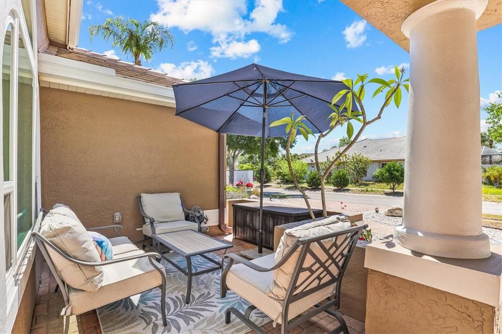 En Venta: $1,150,000 (3 camas, 3 baños, 2137 Pies cuadrados)