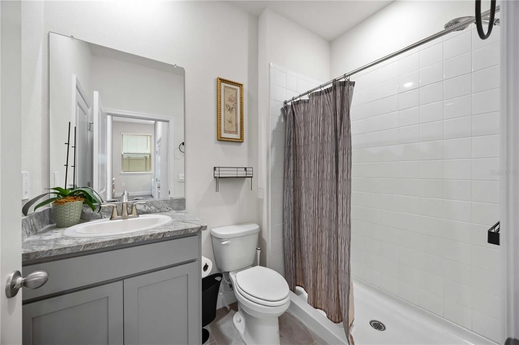 В аренду: $4,999 (5 спален, 4 ванн, 4044 Квадратных фут)