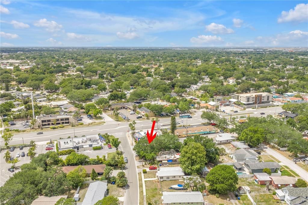 For Sale: $650,000 (5 beds, 4 baths, 2558 Square Feet)