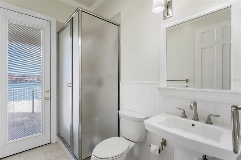 Active With Contract: $3,250,000 (5 beds, 5 baths, 5063 Square Feet)
