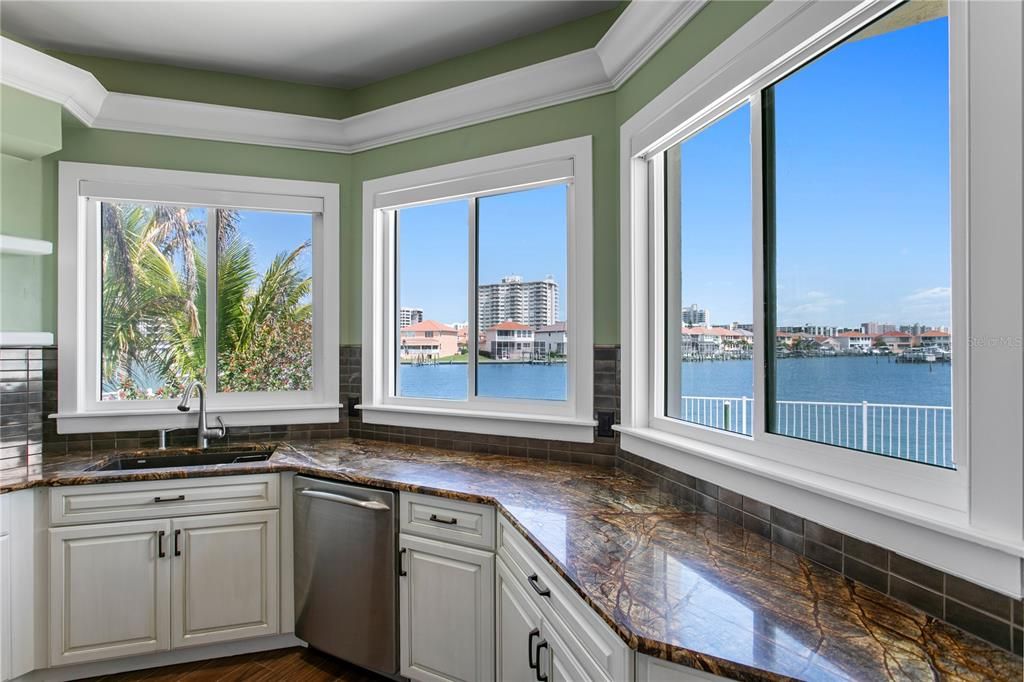 Active With Contract: $3,250,000 (5 beds, 5 baths, 5063 Square Feet)