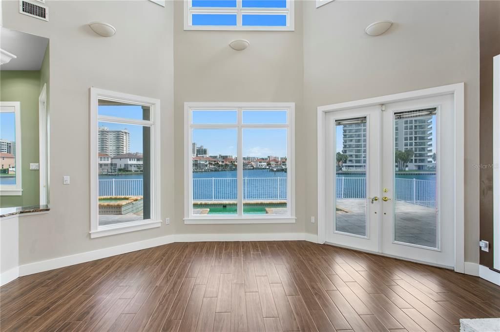 Active With Contract: $3,250,000 (5 beds, 5 baths, 5063 Square Feet)