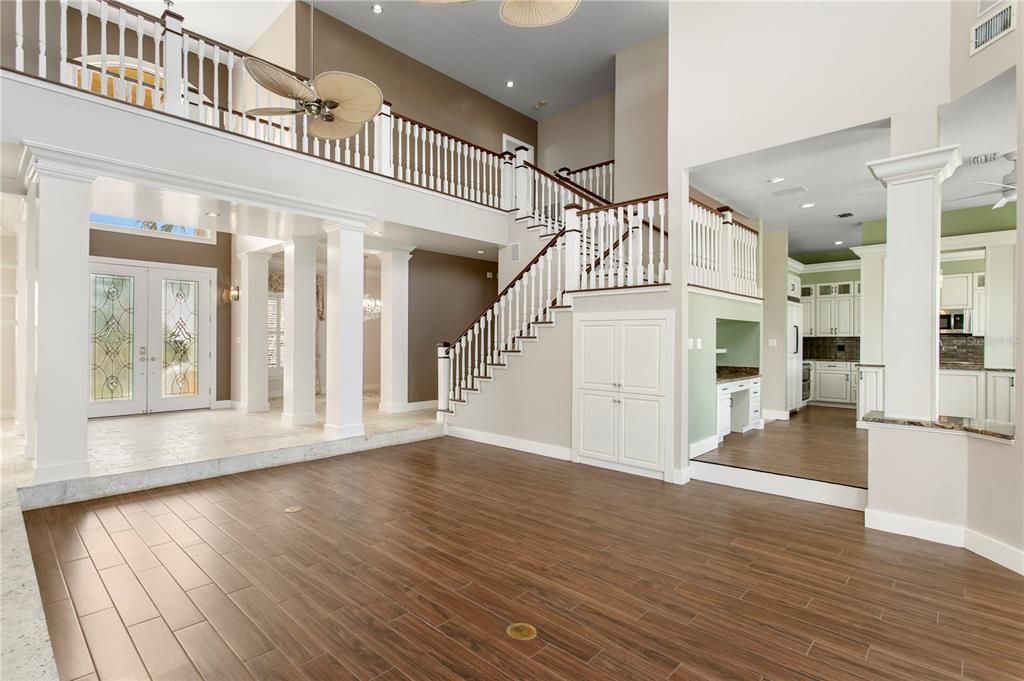 Active With Contract: $3,250,000 (5 beds, 5 baths, 5063 Square Feet)