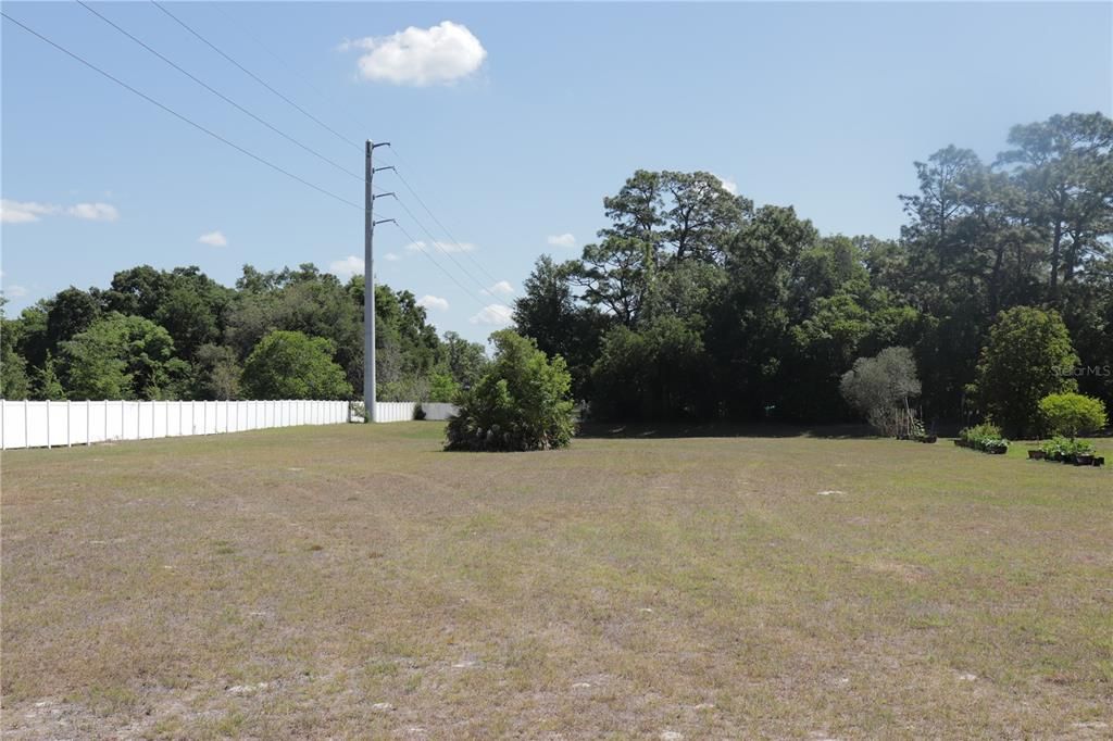 待售: $79,900 (1.20 acres)