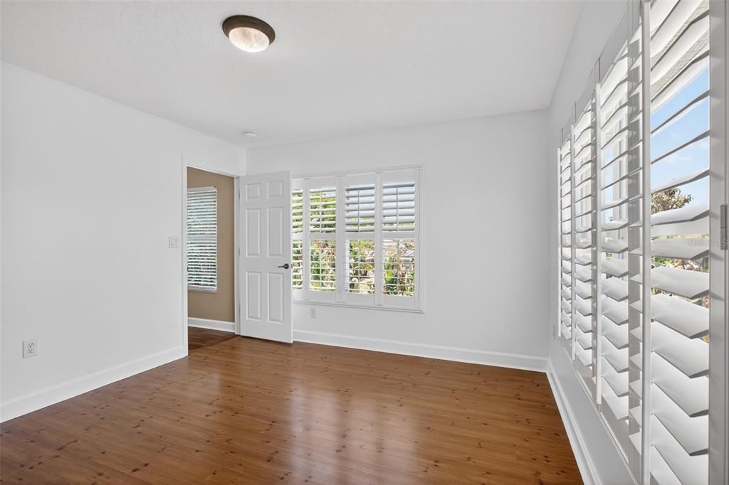 For Sale: $774,900 (5 beds, 4 baths, 3452 Square Feet)