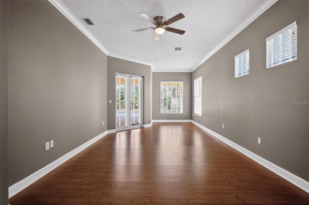 For Sale: $774,900 (5 beds, 4 baths, 3452 Square Feet)