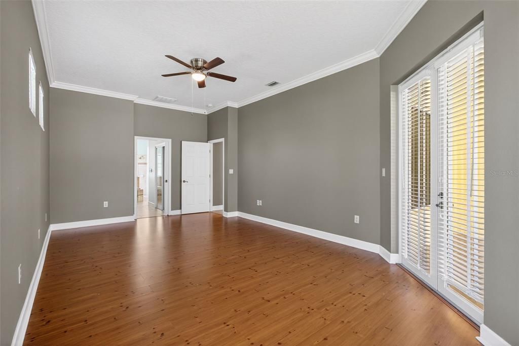 For Sale: $774,900 (5 beds, 4 baths, 3452 Square Feet)