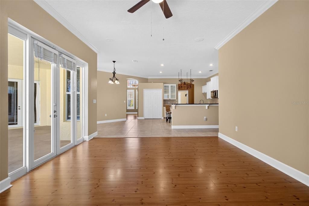 For Sale: $774,900 (5 beds, 4 baths, 3452 Square Feet)