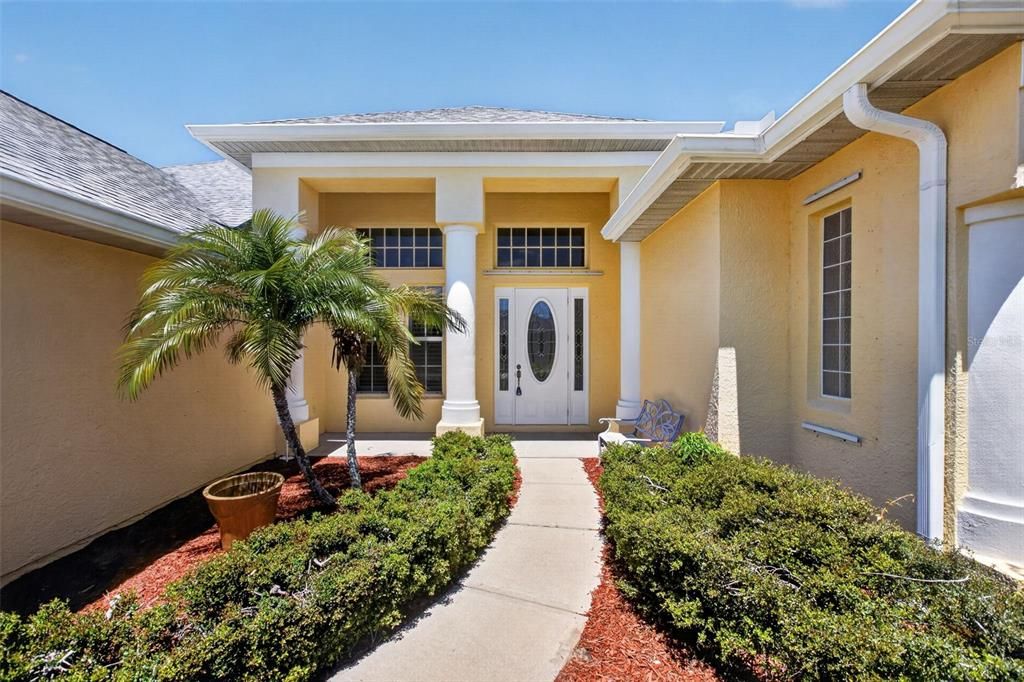 For Sale: $774,900 (5 beds, 4 baths, 3452 Square Feet)