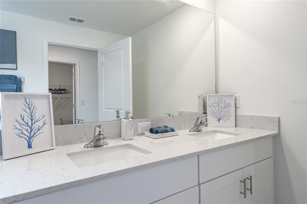 For Rent: $1,956 (2 beds, 2 baths, 1578 Square Feet)