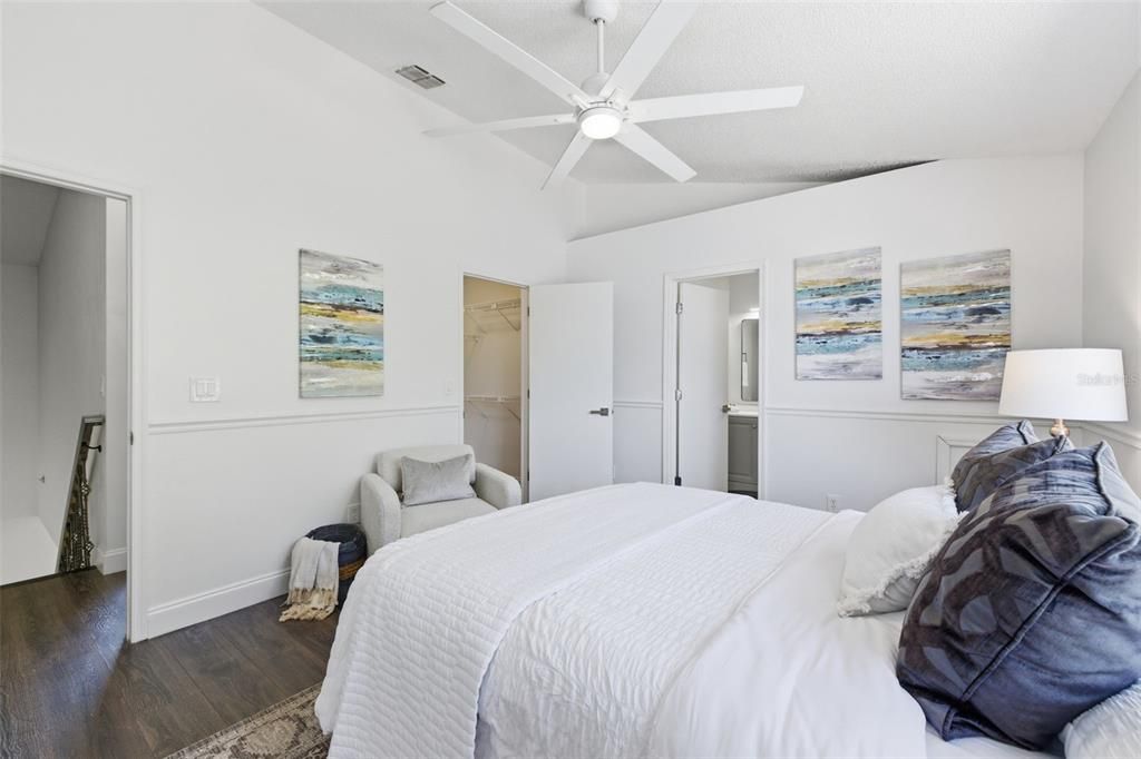 Active With Contract: $279,900 (2 beds, 2 baths, 1124 Square Feet)