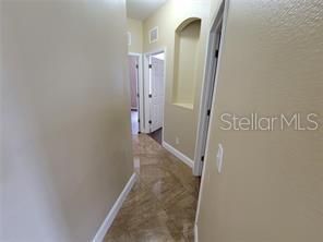 For Rent: $2,650 (4 beds, 2 baths, 1922 Square Feet)