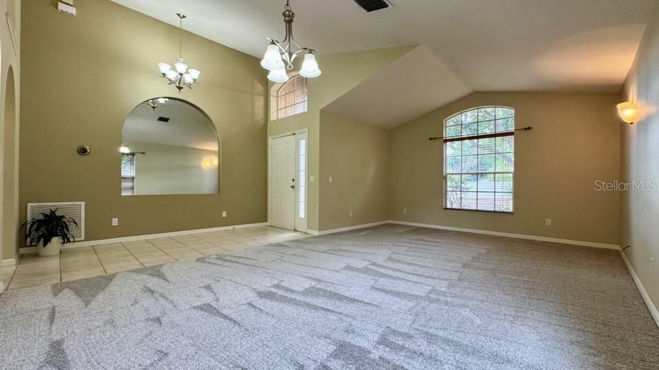 Active With Contract: $344,900 (3 beds, 2 baths, 1682 Square Feet)