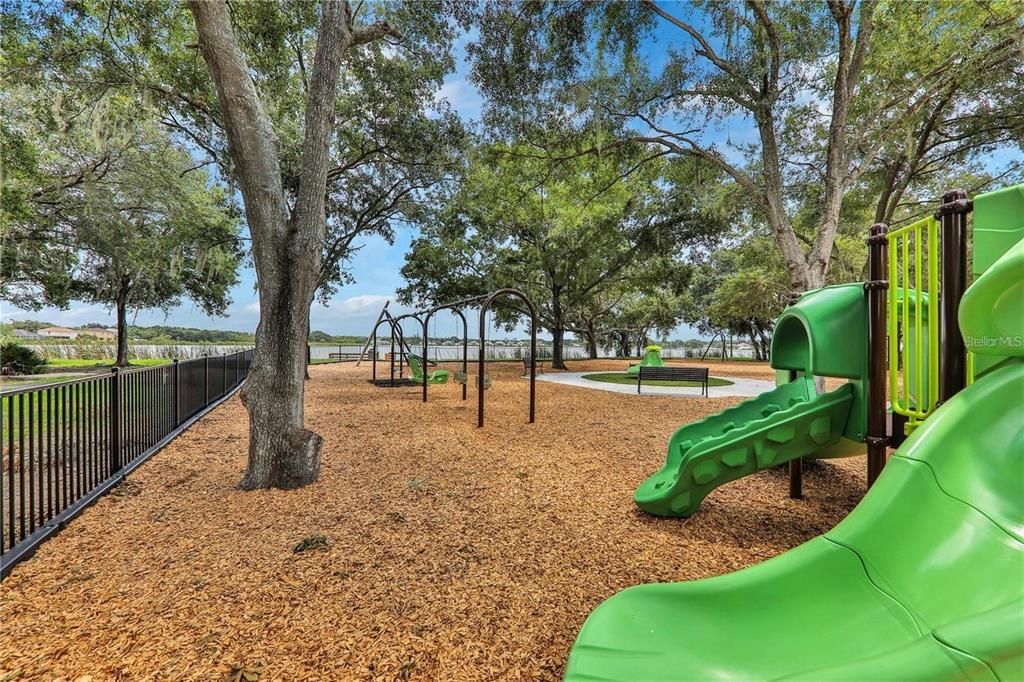 Active With Contract: $344,900 (3 beds, 2 baths, 1682 Square Feet)