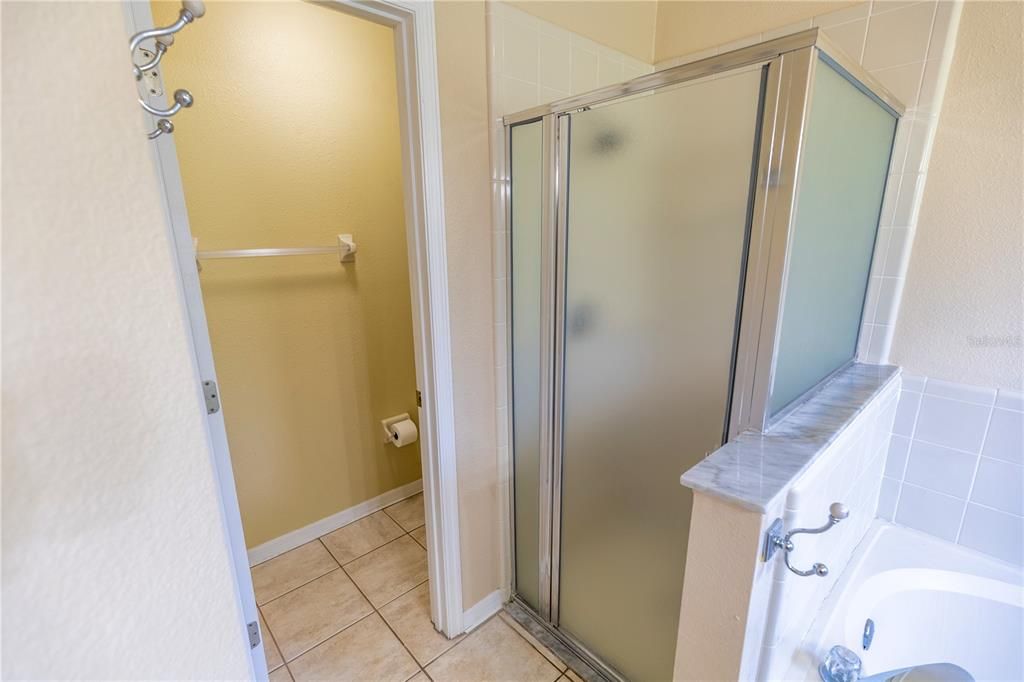 Active With Contract: $344,900 (3 beds, 2 baths, 1682 Square Feet)