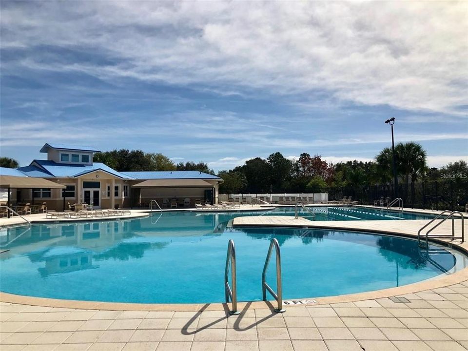 Active With Contract: $344,900 (3 beds, 2 baths, 1682 Square Feet)