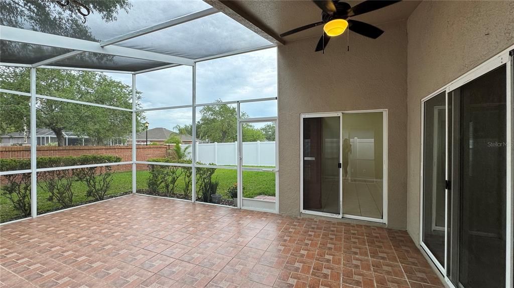 Active With Contract: $344,900 (3 beds, 2 baths, 1682 Square Feet)