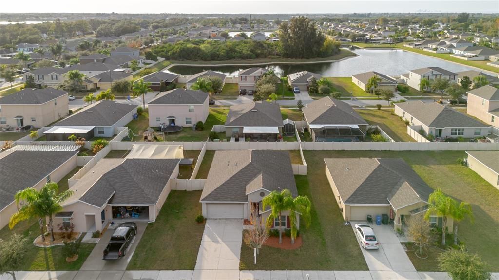 For Rent: $2,950 (4 beds, 2 baths, 1897 Square Feet)